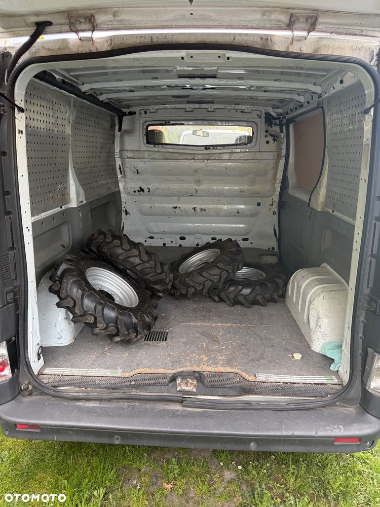 Renault Trafic - 10
