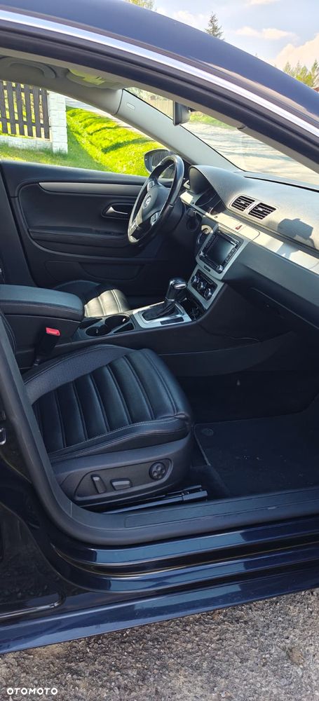 Volkswagen Passat 2.0 TSI DSG Highline - 9