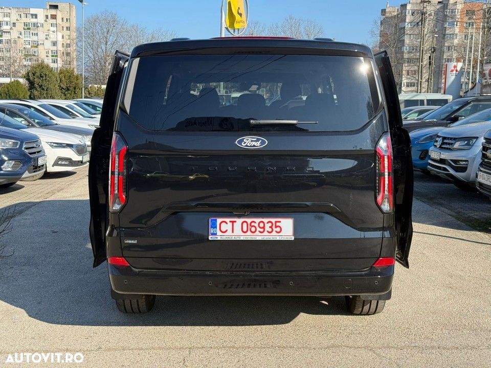 Ford Tourneo Custom - 7