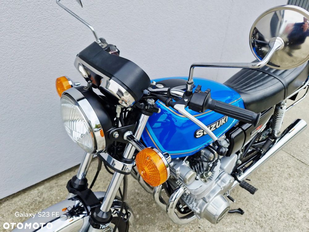 Suzuki GS - 20