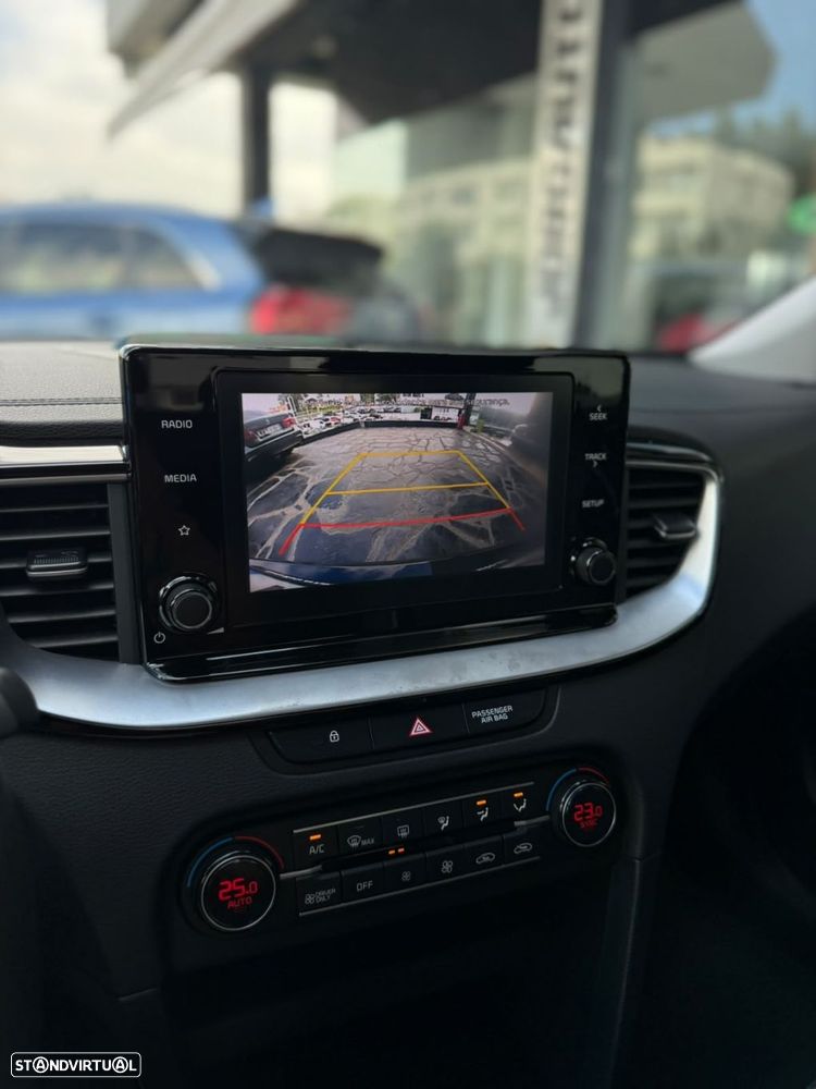 Kia XCeed 1.6 GDi PHEV Tech - 24