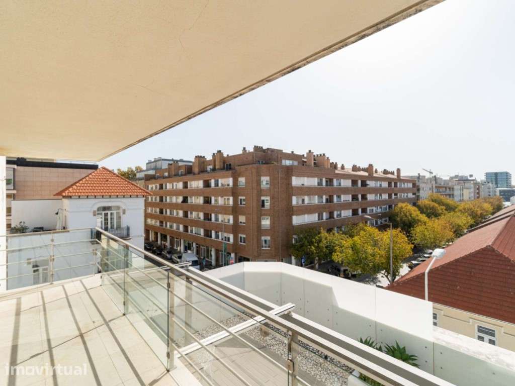 Apartamento T4+1 duplex com varanda em Matosinhos Sul - Grande imagem: 4/24