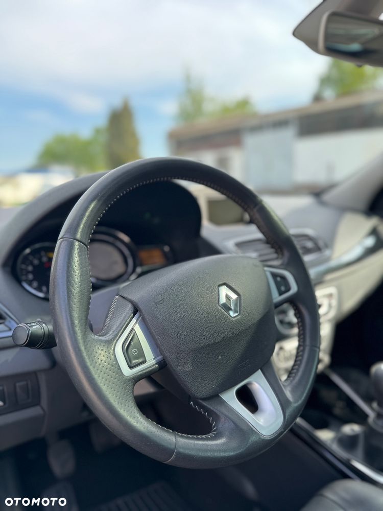 Renault Megane TCe 130 Bose Edition - 20