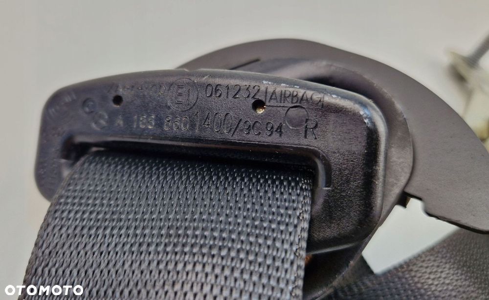 mercedes gls x166 15-19 pas bezpieczeństwa fotela prawy przód a1668601400 - 4