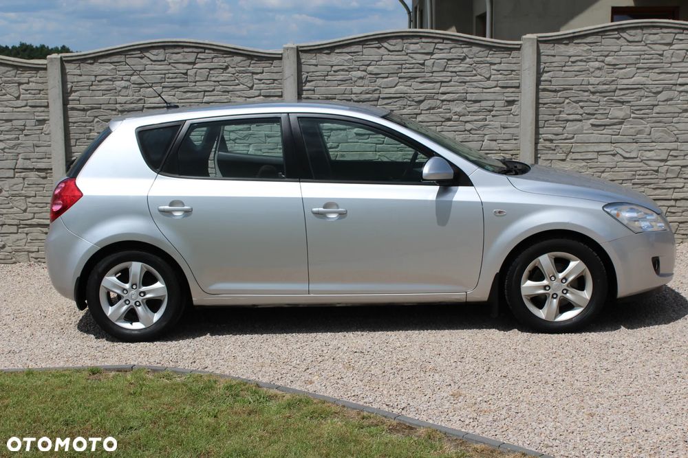 Kia Ceed 1.6 CRDi EX - 6