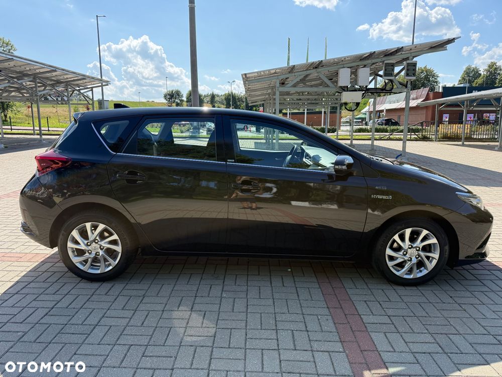 Toyota Auris - 5