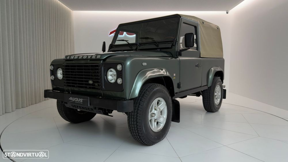 Land Rover Defender - 5