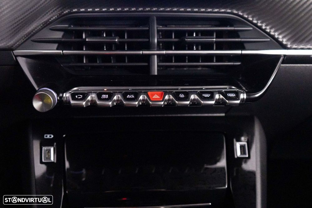 Peugeot 2008 1.2 PureTech Allure EAT8 - 25