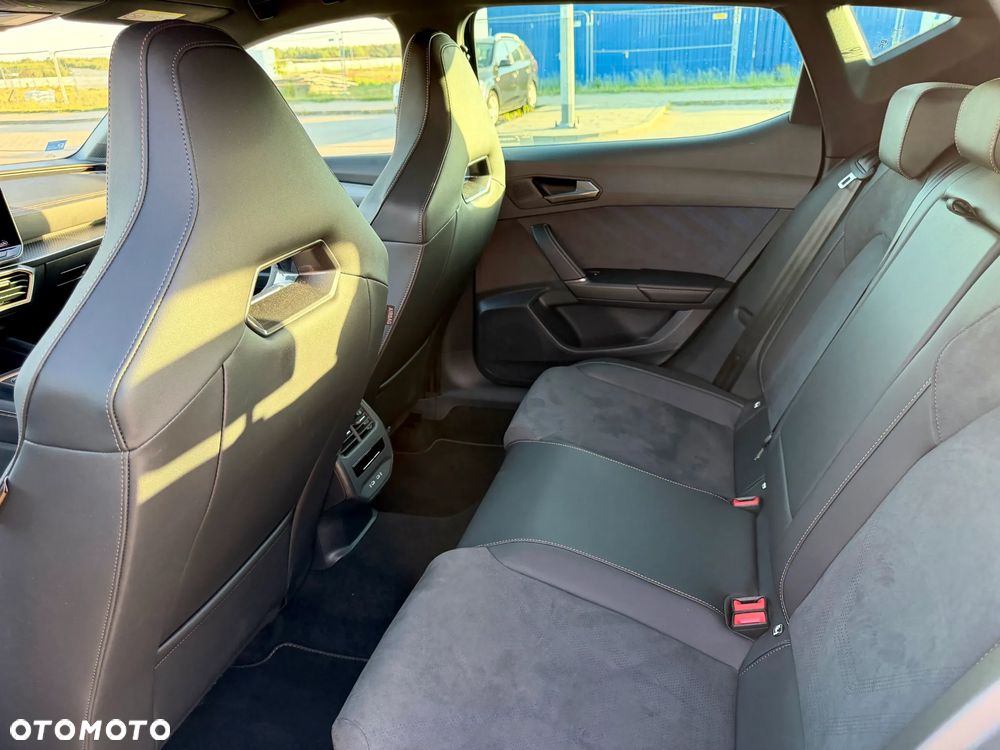 Cupra Leon 1.5 eTSI mHEV DSG - 9