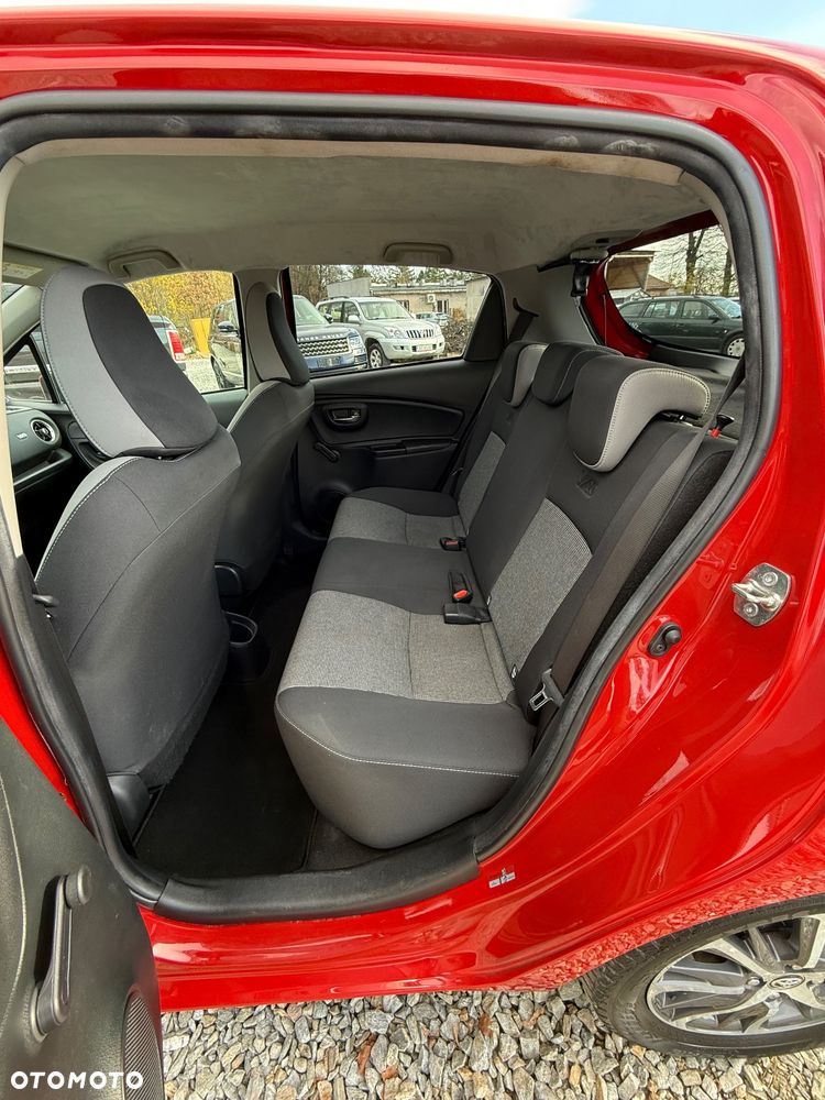 Toyota Yaris 1.5 Premium CVT - 17