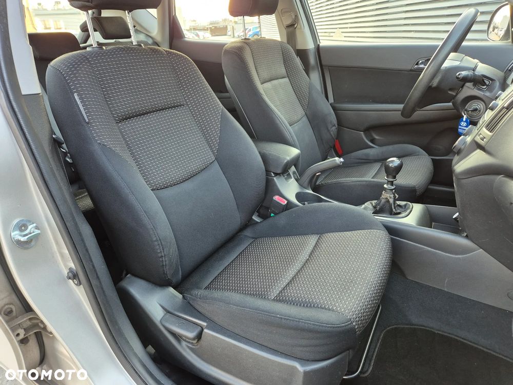 Hyundai i30 1.6 Classic - 8