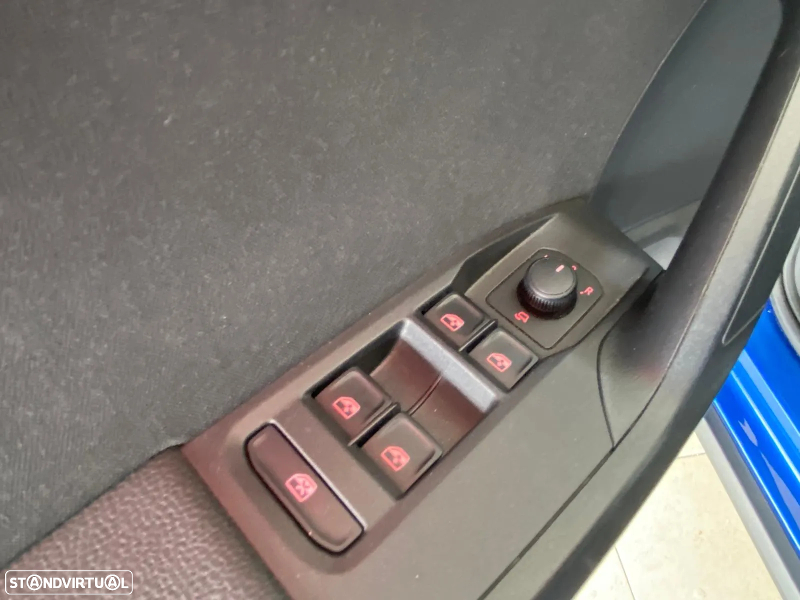 SEAT Arona 1.0 TSI FR - 25