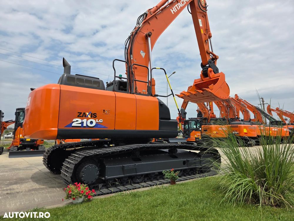 Hitachi ZX210-6, 2021, 2.993h, 23,1 tone, CUPLA RAPIDA+CUPA NOUA 1,3mc, Ad sapare 7m, inst picon, 3 camere, 3 pompe hidraulice, ridica 15t, motor Isuzu 172CP, posibilitate leasing 4 ani, CA NOU-PROMOTIE 104.900 EUR+Tva - 2