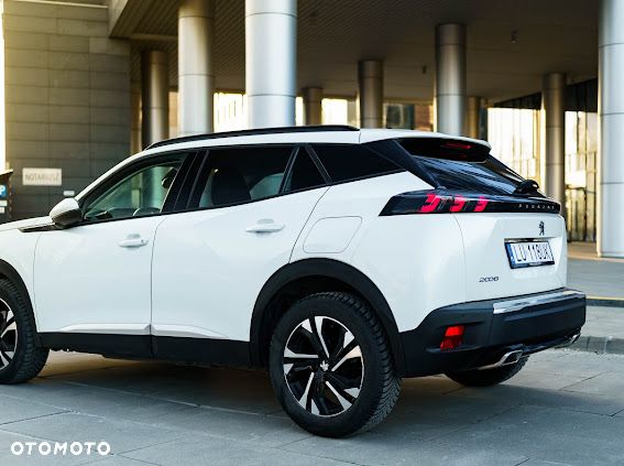 Peugeot 2008 1.2 PureTech Allure Pack S&S EAT8 - 6