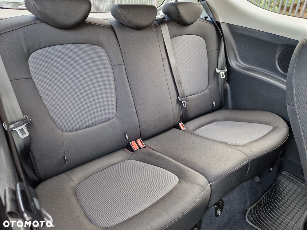 Hyundai i20 - 18
