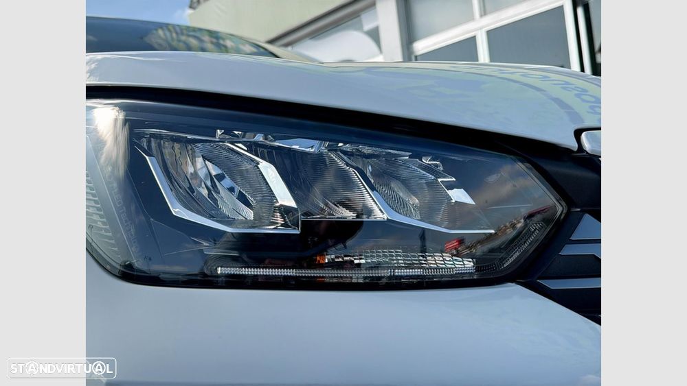 Peugeot 2008 1.2 Hybrid Allure e-DCS6 - 9