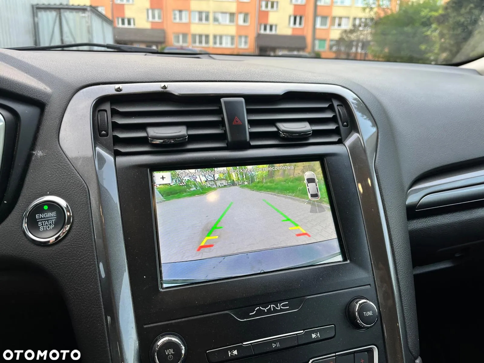 Ford Mondeo 2.0 Hybrid Titanium - 26