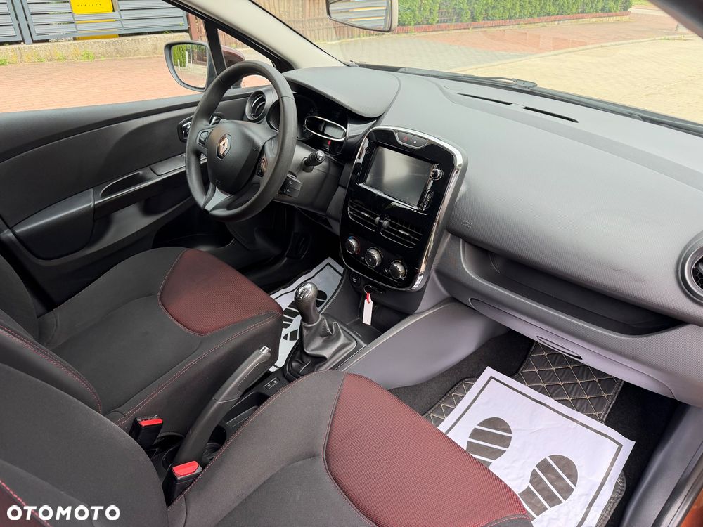 Renault Clio 1.2 16V 75 TomTom Edition - 37