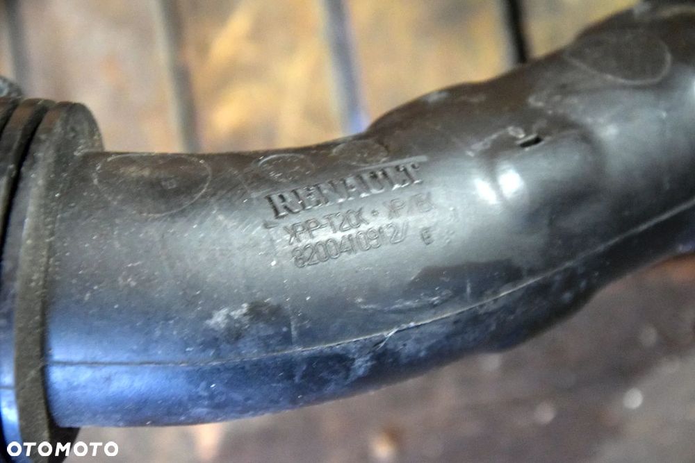 Renault Clio III 3 Rura przewód dolotu wlot powietrza w pas przedni 8200410912 - 2