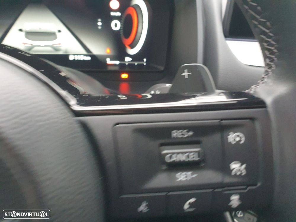 Nissan Qashqai 1.3 DIG-T N-Connecta Xtronic - 19