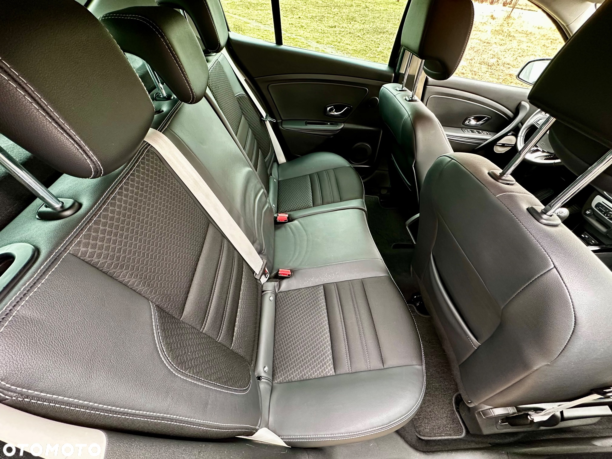 Renault Megane 1.5 dCi Bose - 10