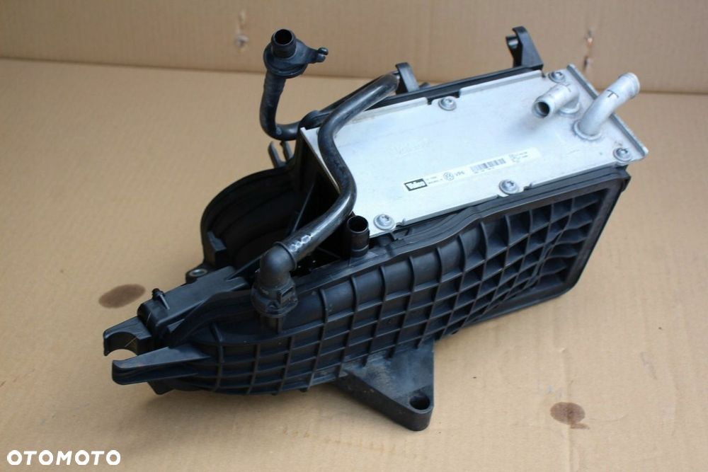 Kolektor ssący intercooler 1.4 TSI TFSI benzyna 03C129711AD - 4