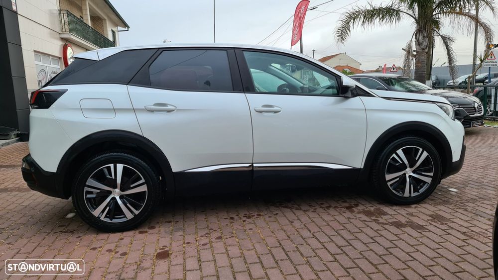 Peugeot 3008 1.6 BlueHDi Allure EAT6 - 29