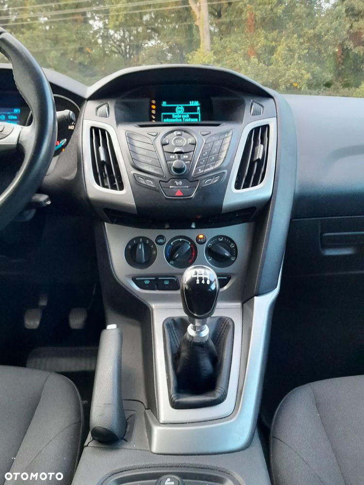 Ford Focus 1.0 EcoBoost STart-Stopp-System TITANIUM - 16