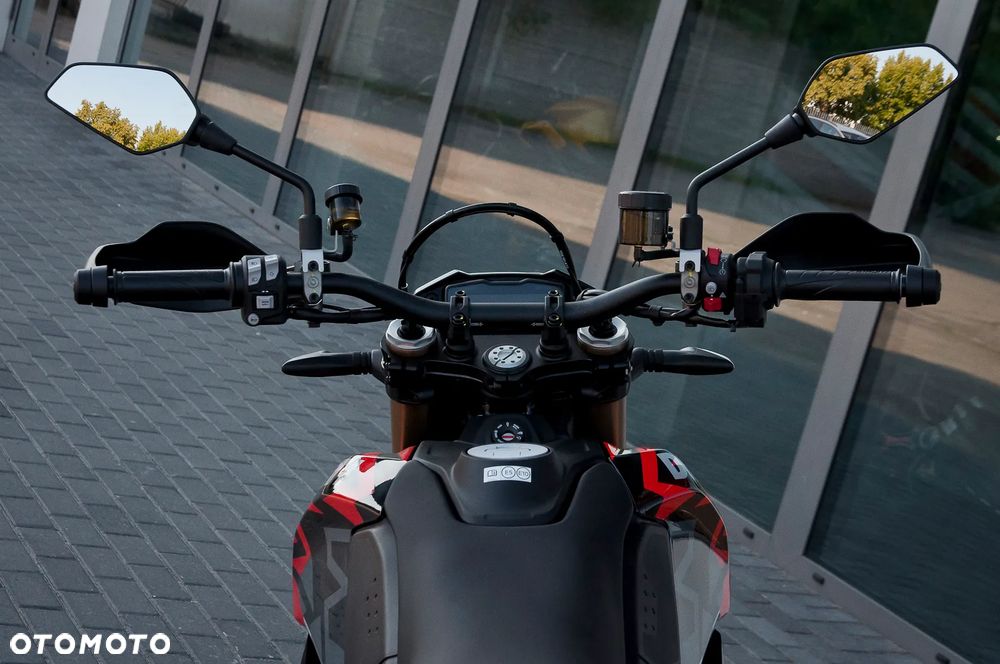 Ducati Hypermotard - 36