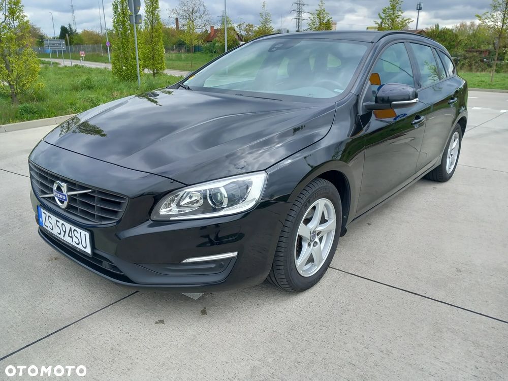 Volvo V60 D4 Linje Svart - 1