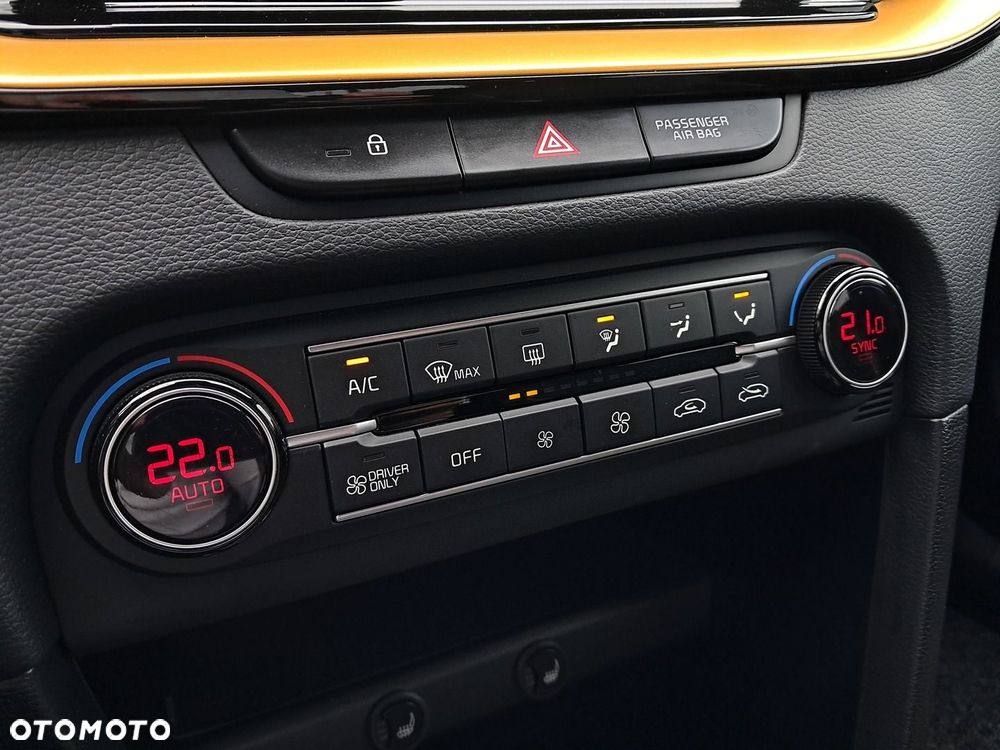 Kia XCeed - 23