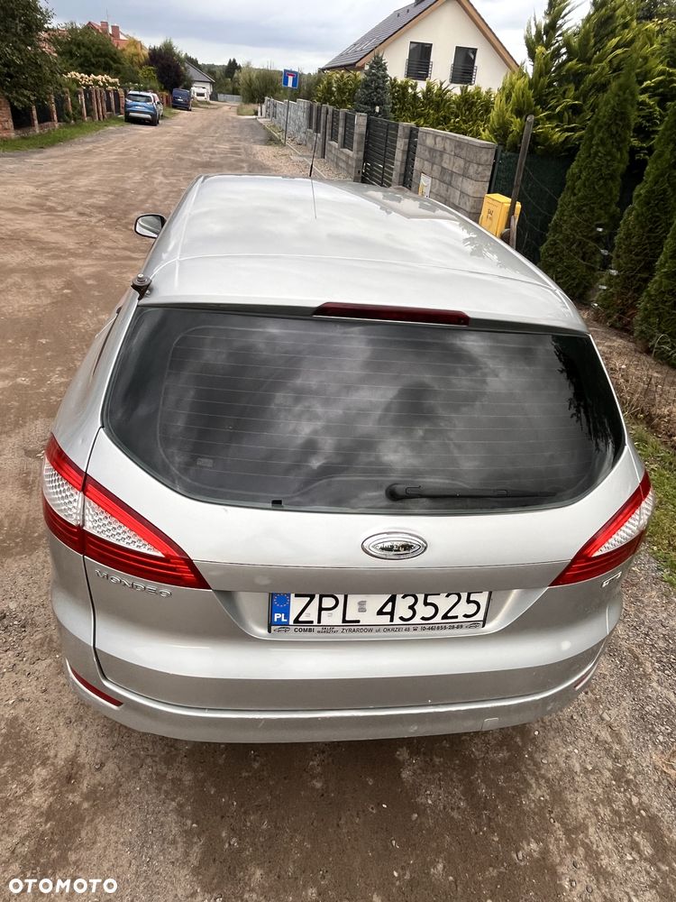 Ford Mondeo 1.8 TDCi Titanium - 16