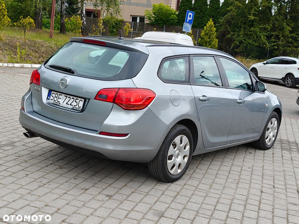 Opel Astra 1.4 T Sport - 13