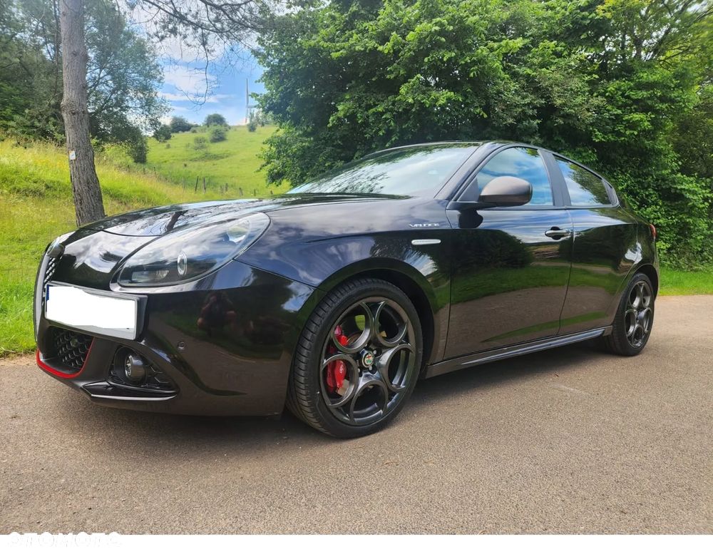 Alfa Romeo Giulietta 1750 TBi Veloce TCT - 2