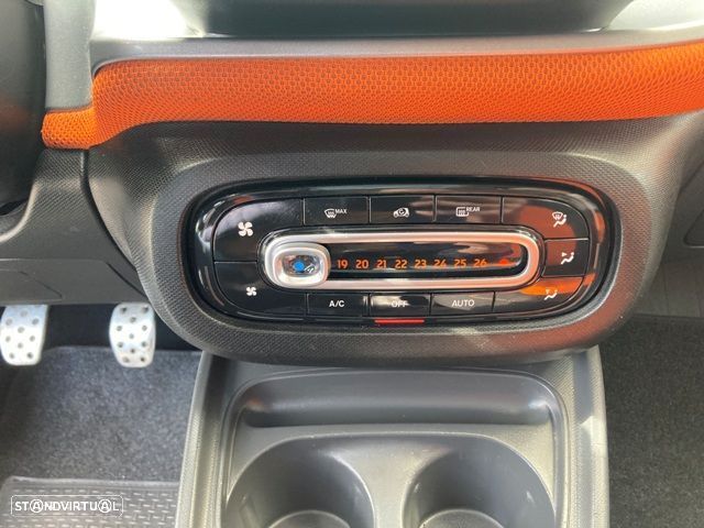 Smart ForFour 1.0 Edition 1 71 - 23
