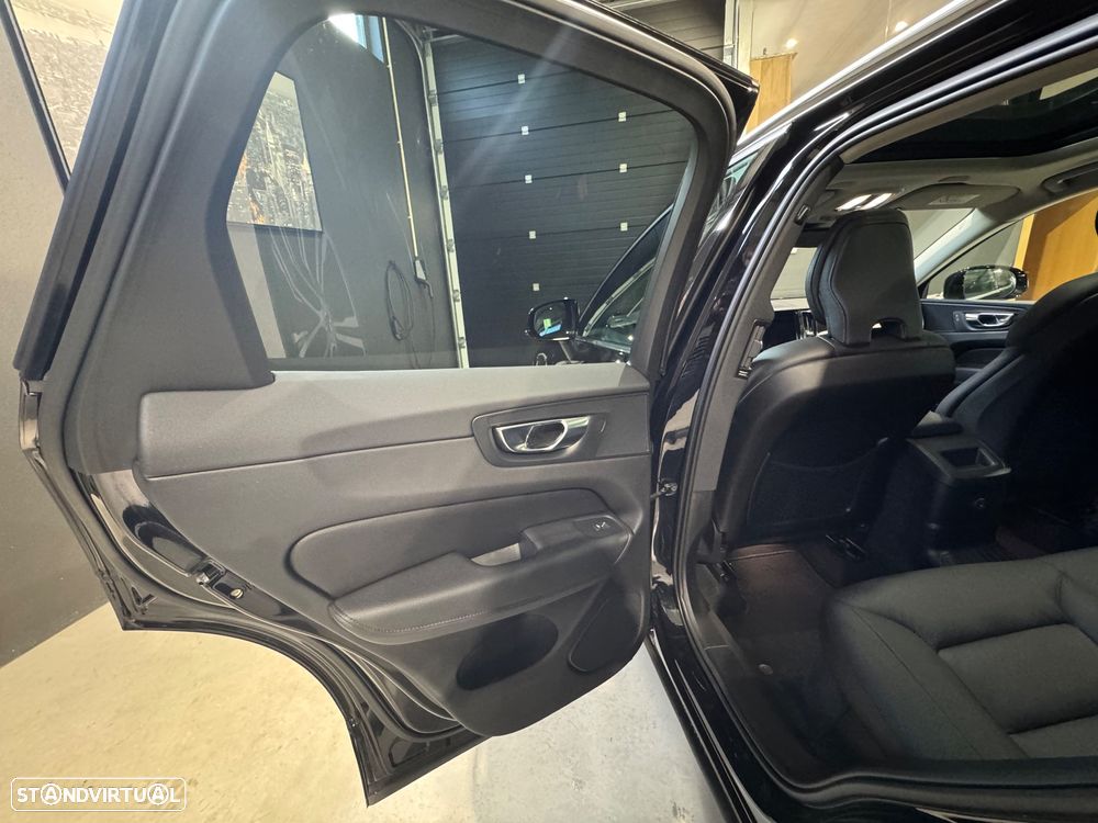 Volvo XC 60 2.0 T6 PHEV Inscription AWD - 21