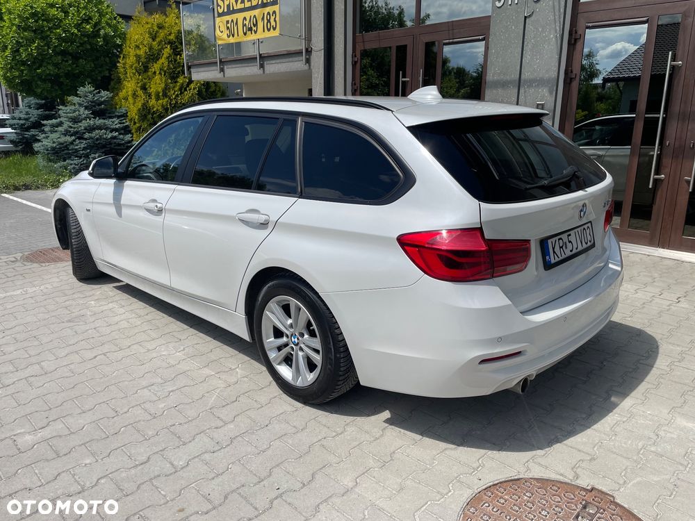 BMW Seria 3 318d Sport Line - 6