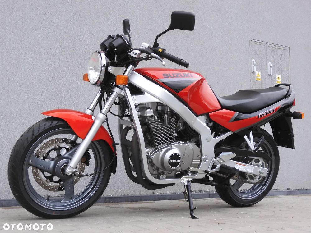Suzuki GS - 39