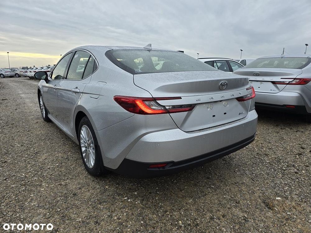 Toyota Camry 2.5 Hybrid Dynamic Force Comfort e-CVT - 8