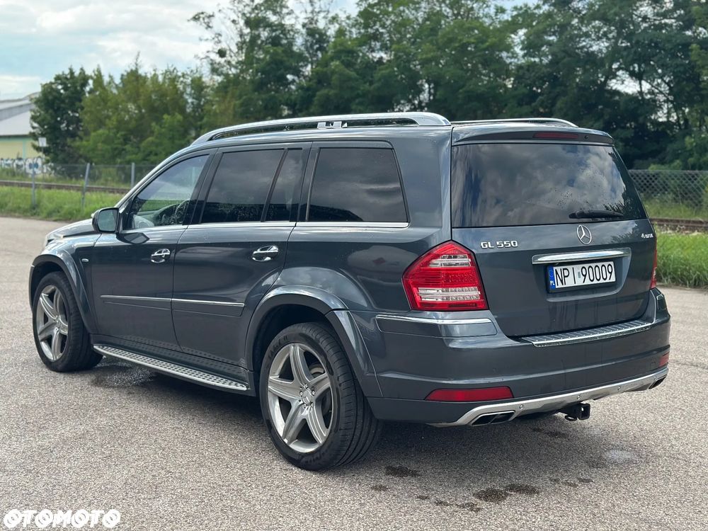 Mercedes-Benz GL 500 4Matic 7G-TRONIC - 2