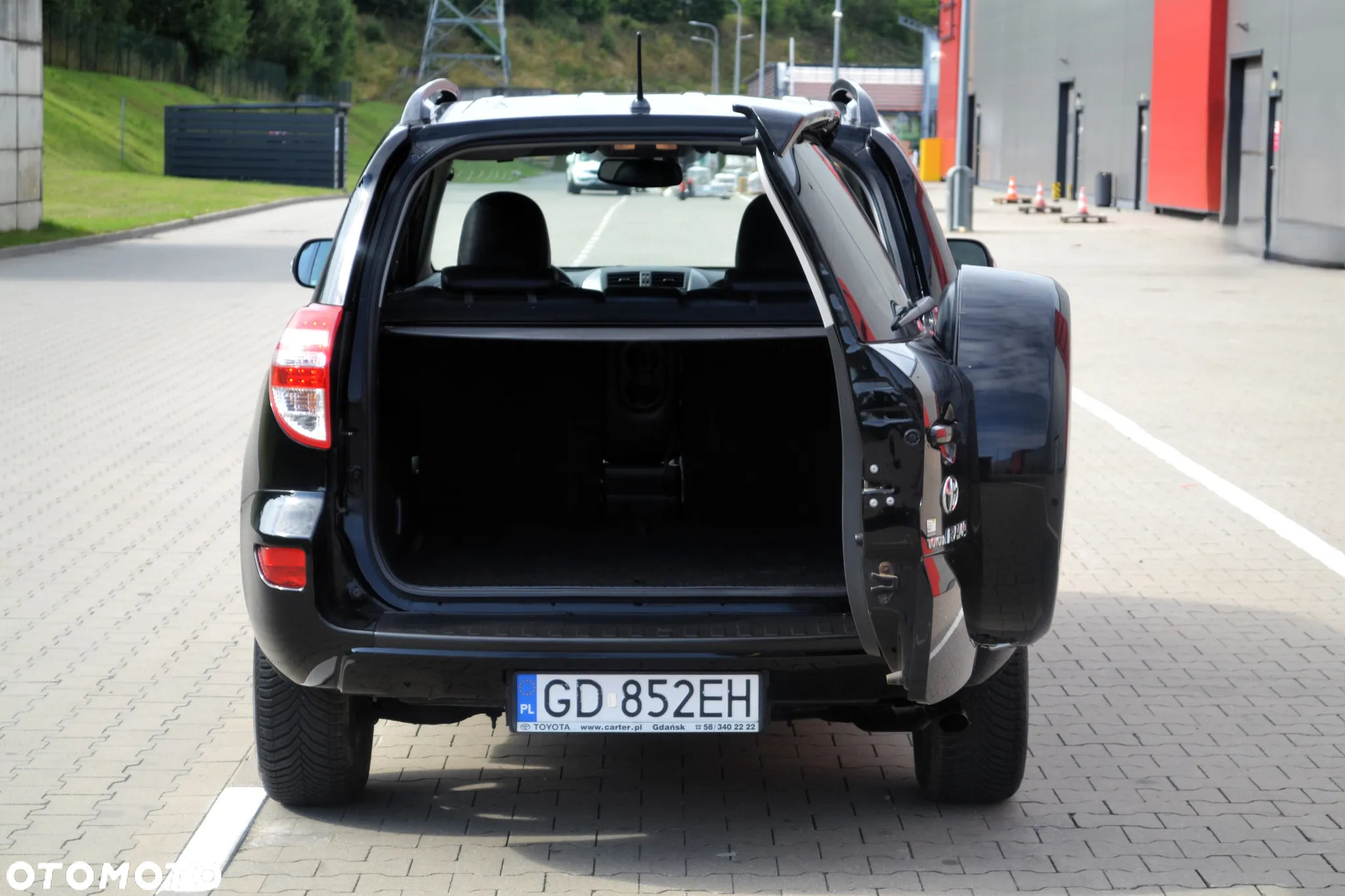 Toyota RAV4 2.0 VVT-i Premium - 27