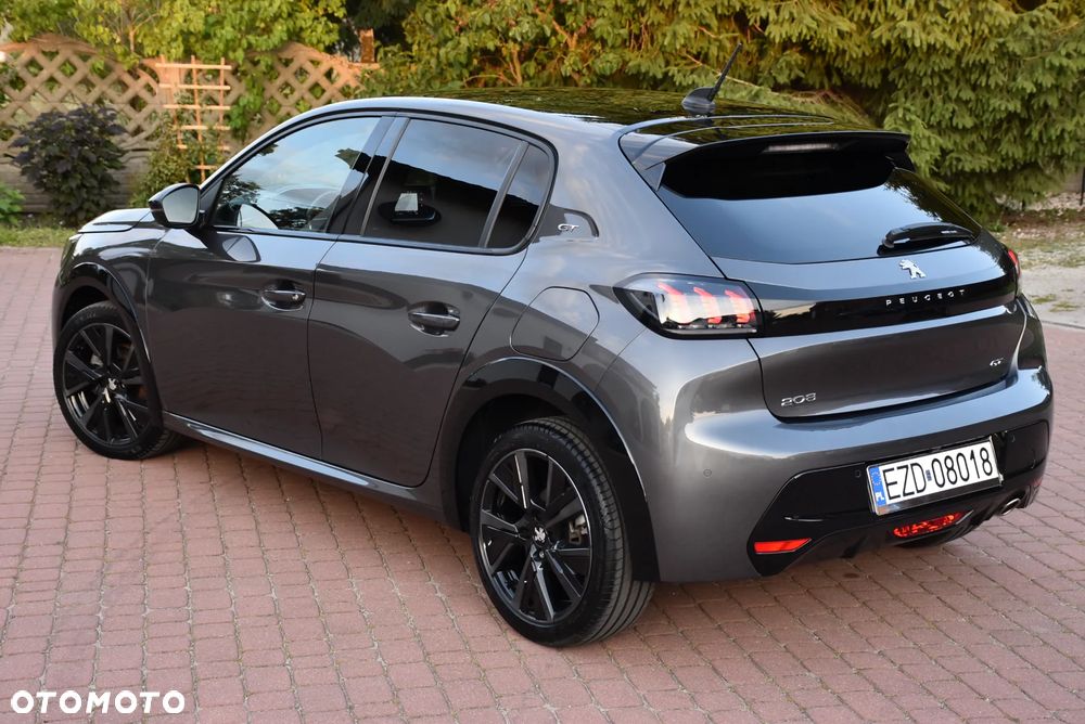 Peugeot 208 - 19