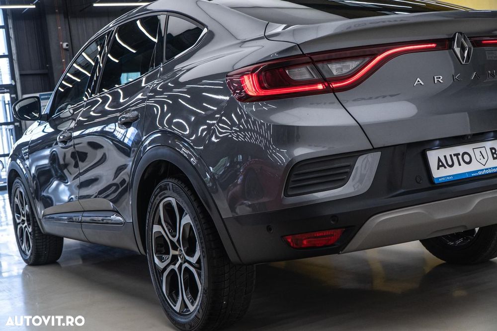 Renault Arkana E-TECH 145 Evolution - 32