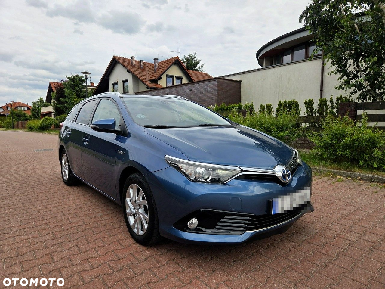 Toyota Auris - 2