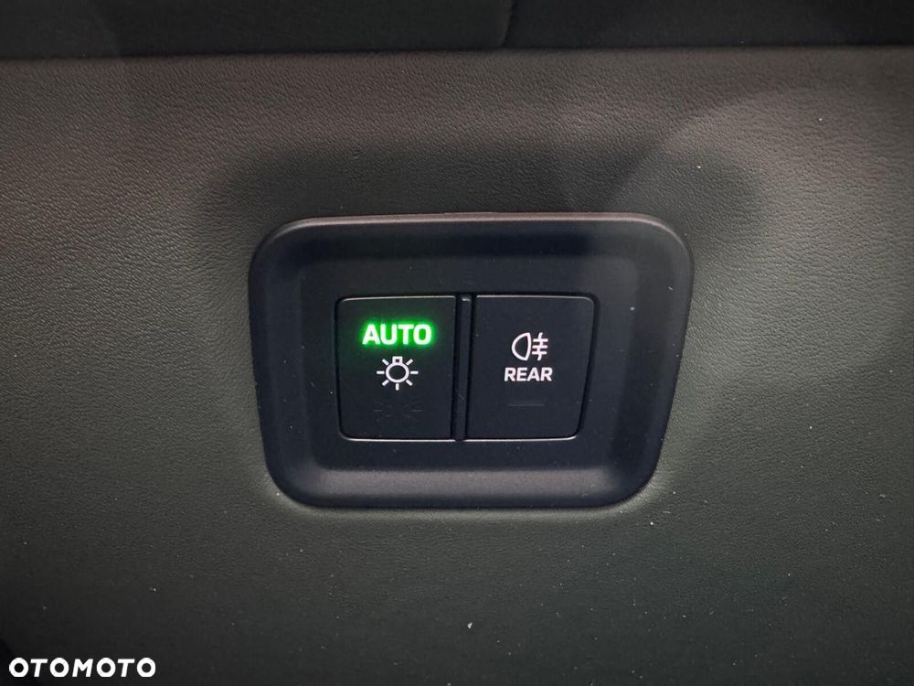 Porsche Cayenne - 35