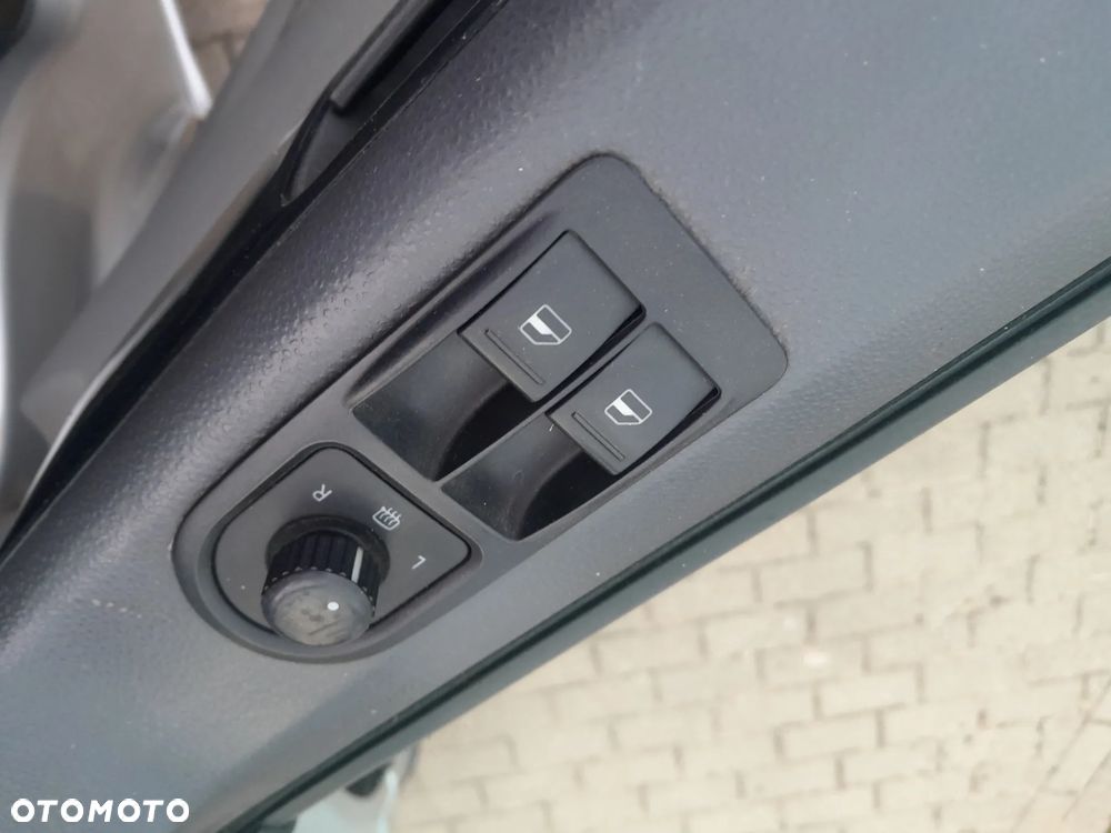 Volkswagen Transporter - 12