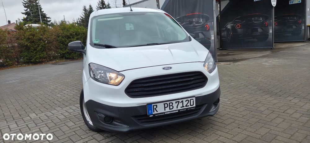 Ford COURIER - 21