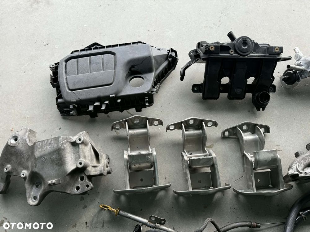 Części Silnik Vivaro Trafic 1,6 Biturbo Głowica Pompa Oleju Misa Chłodniczka EGR Rurki Dekle Łapy - 26