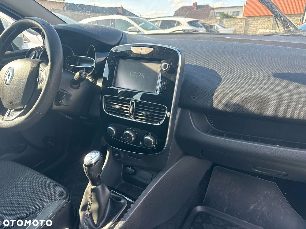 Renault Clio - 5