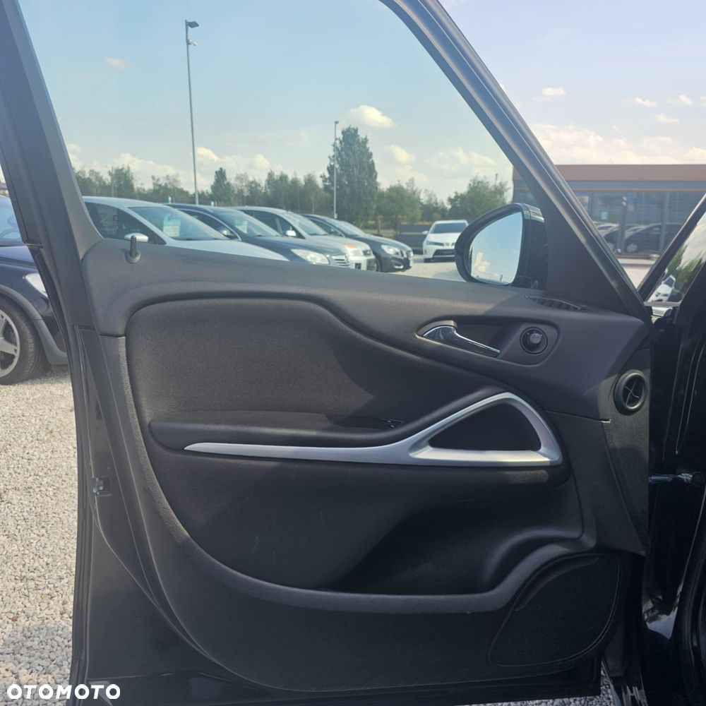 Opel Zafira - 20